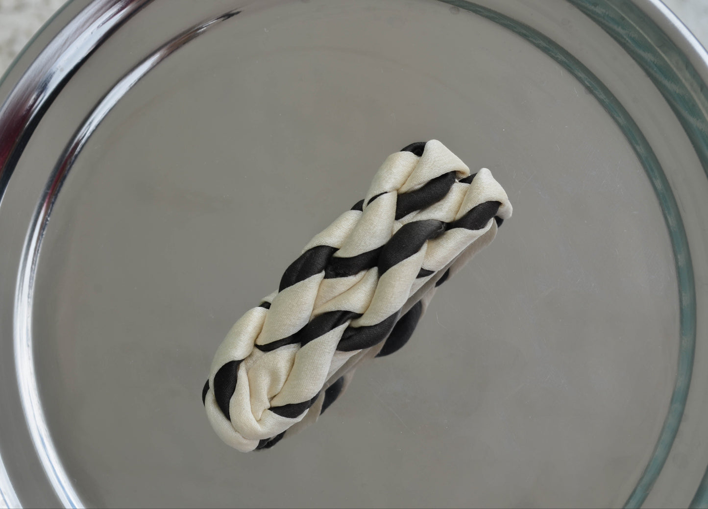 Groovy Vine Splash, Black-Oyster twisted satin hair clip